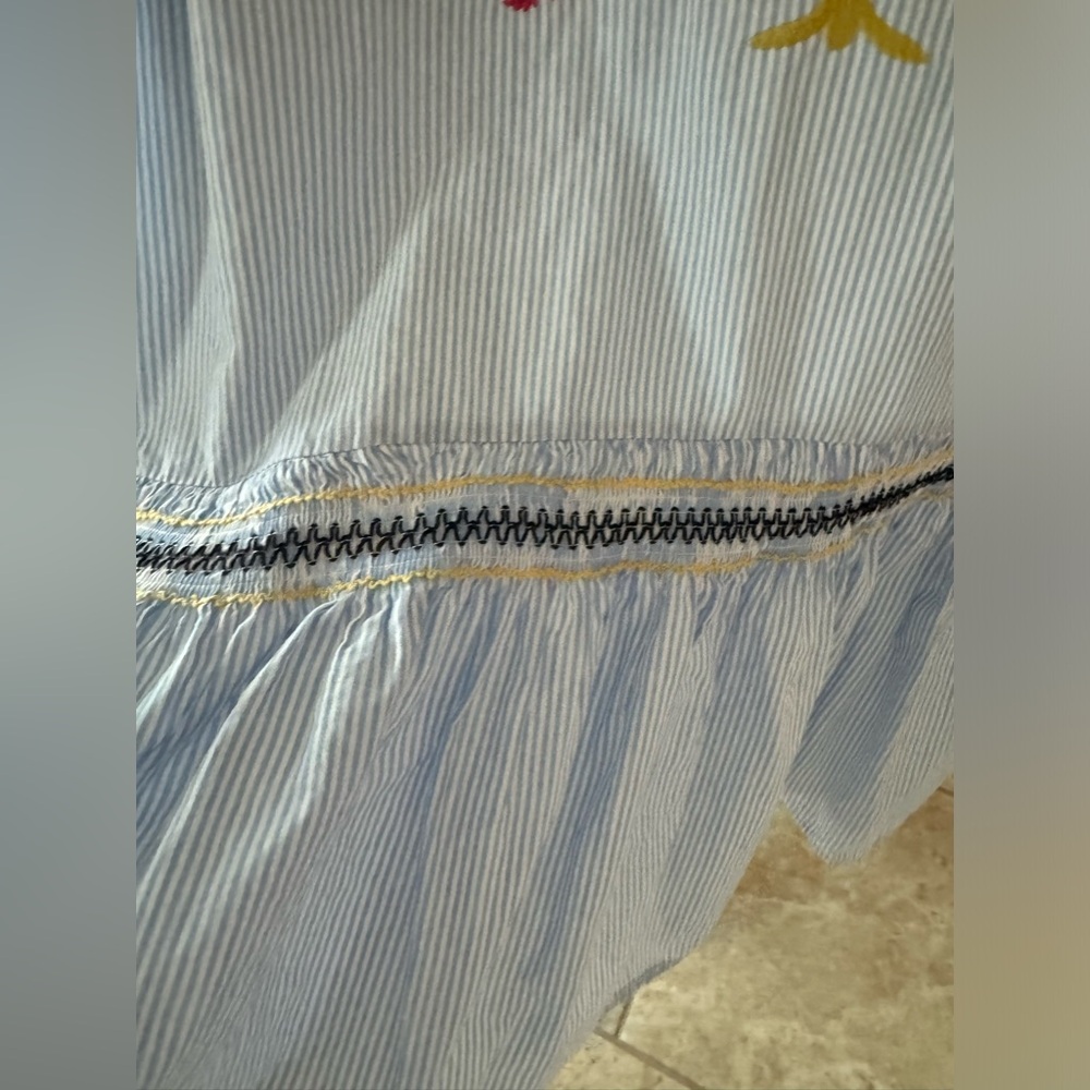 EUC  Ellison embroidered striped peplum  Mini dress SZ M pit2pit 18”, length 33” - Picture 6 of 7